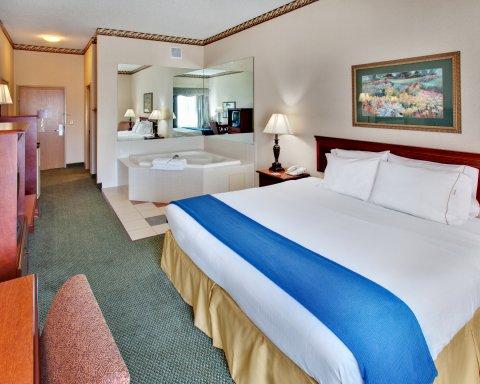 Holiday Inn Express & Suites Clinton By Ihg Buitenkant foto